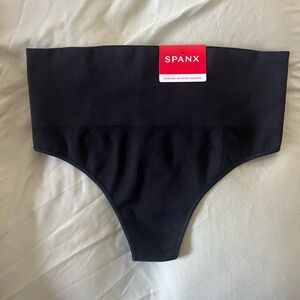 Spanx seamless shaping thong